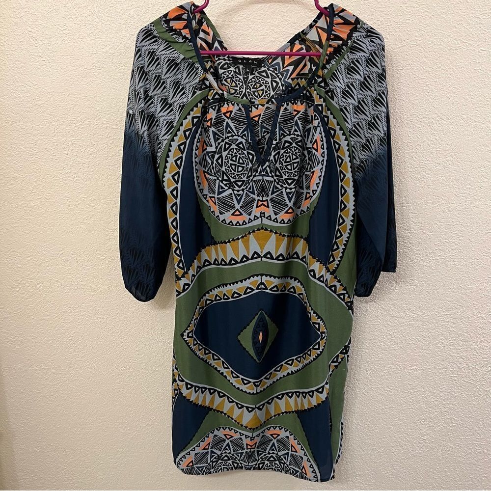 Glam Geographic Lite Weight Tunic Size Large